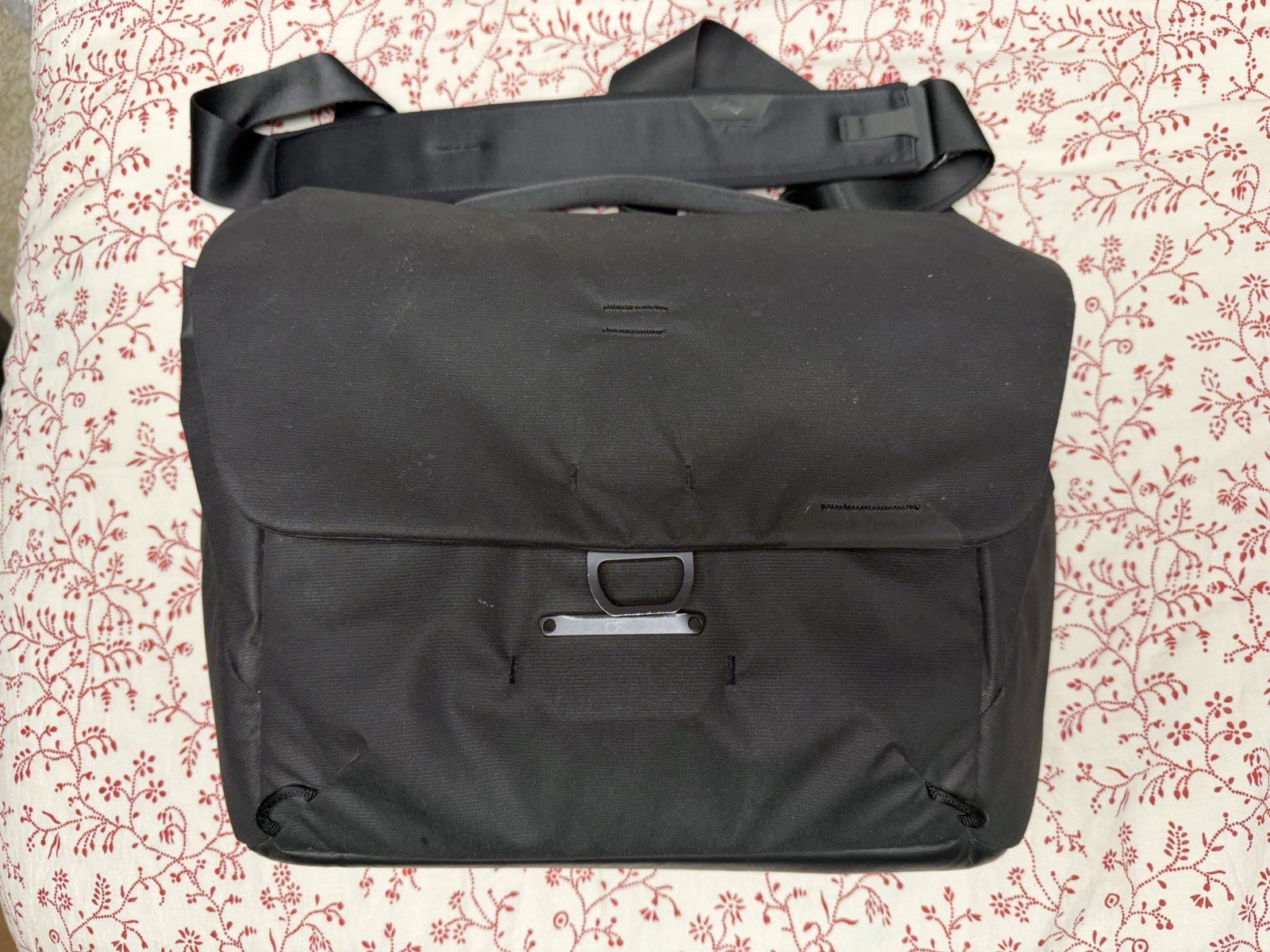 Peak Design Everyday Messenger 13L V2 Carry Shoulder Bag Black With Dividers
