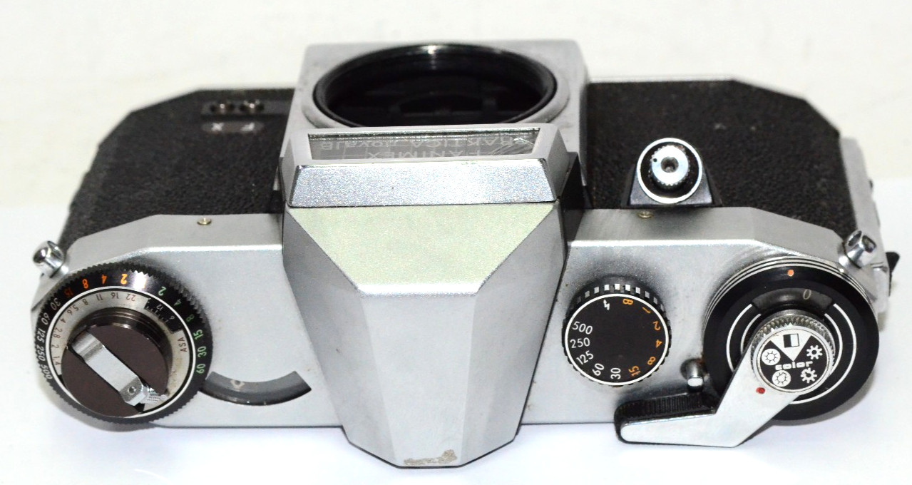 Hanimex Praktica nova IB M42 35mm SLR Film Camera Body