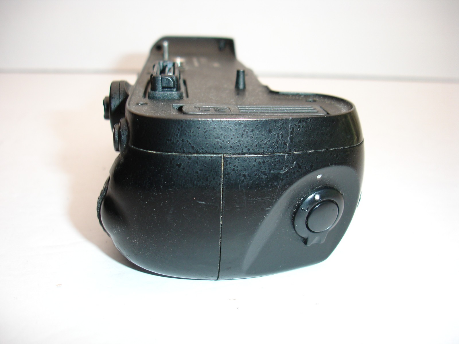 VELLO Vertical Battery Grip for Nikon D800 D800E camera BG-N7