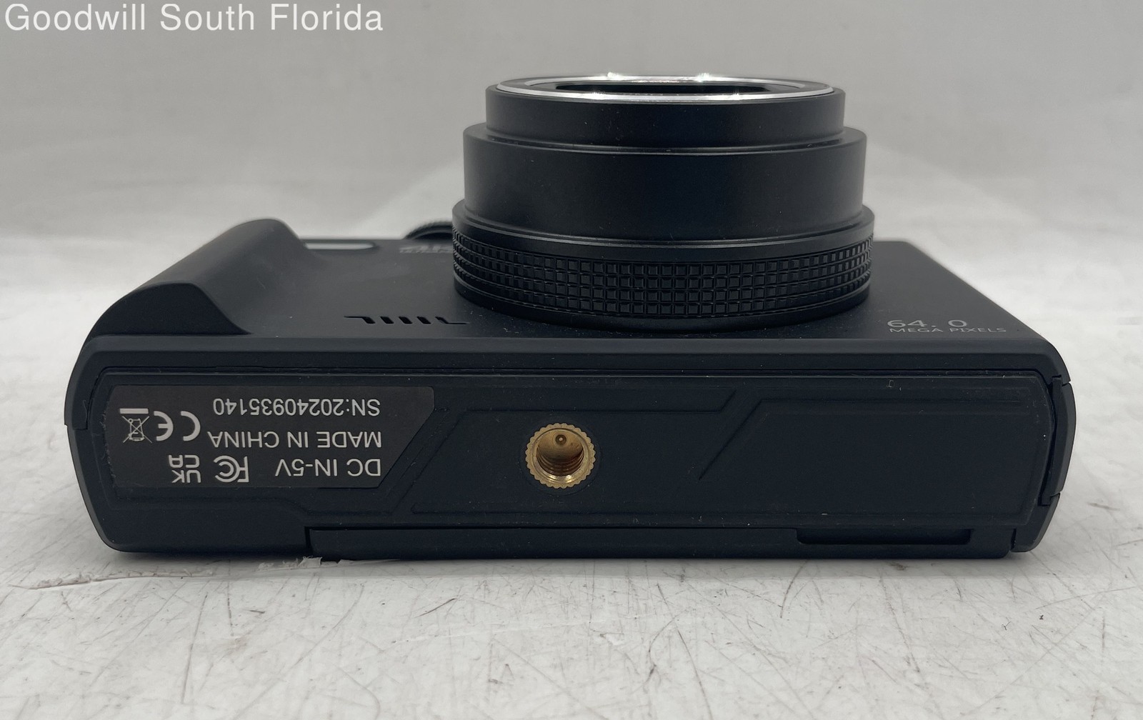 4K Ultra HD Black 64MP 18x Zoom USB Compact Portable Digital Camera