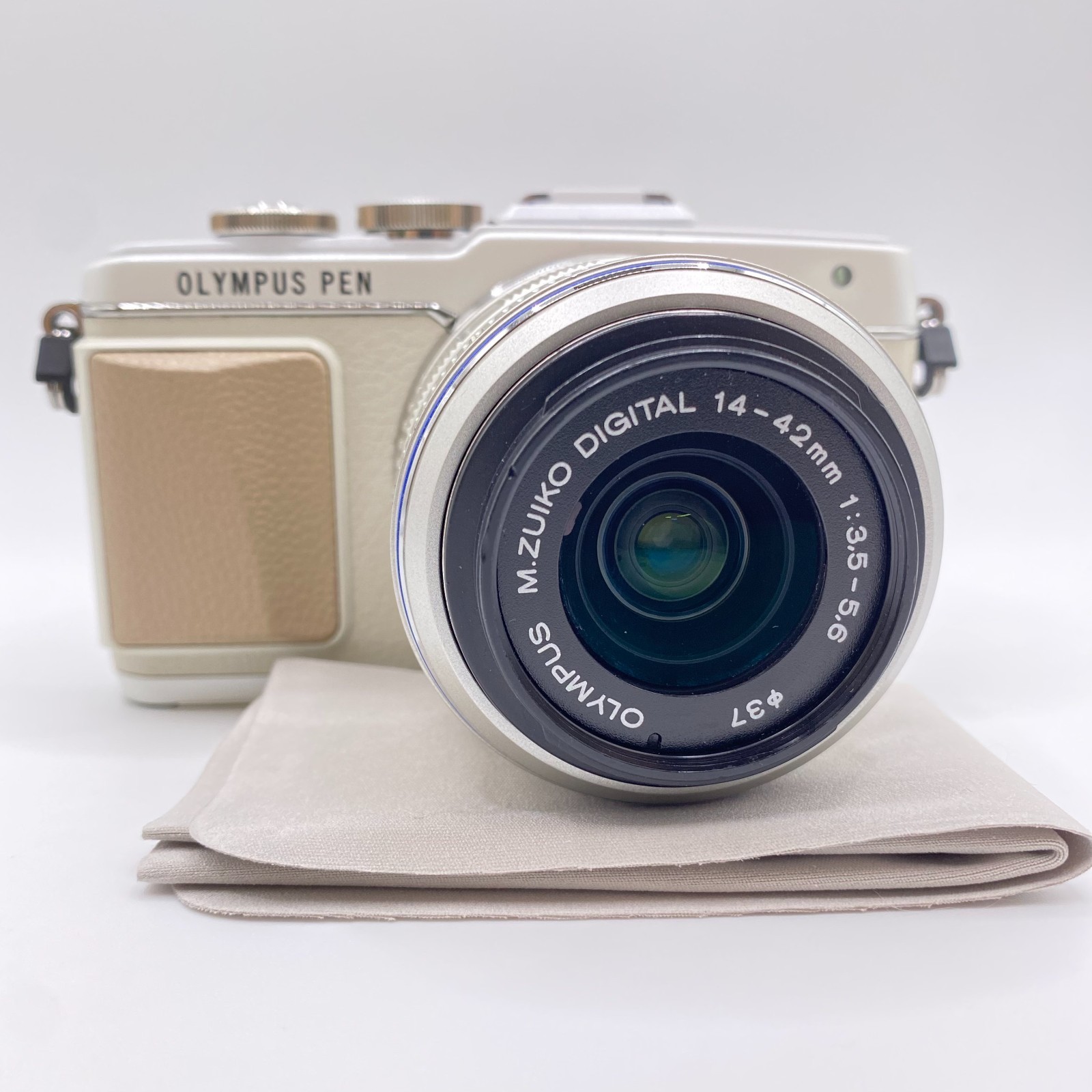 N.MINT OLYMPUS PEN Lite E-PL7 Mirrorless White Camera M.Zuiko 14-42mm From Japan