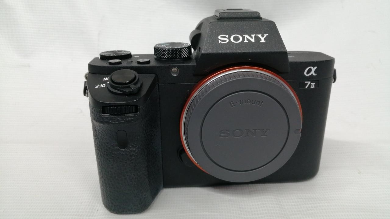 Mirrorless Single Lens Reflex Lens Kit Model ILCE 7M2K SONY