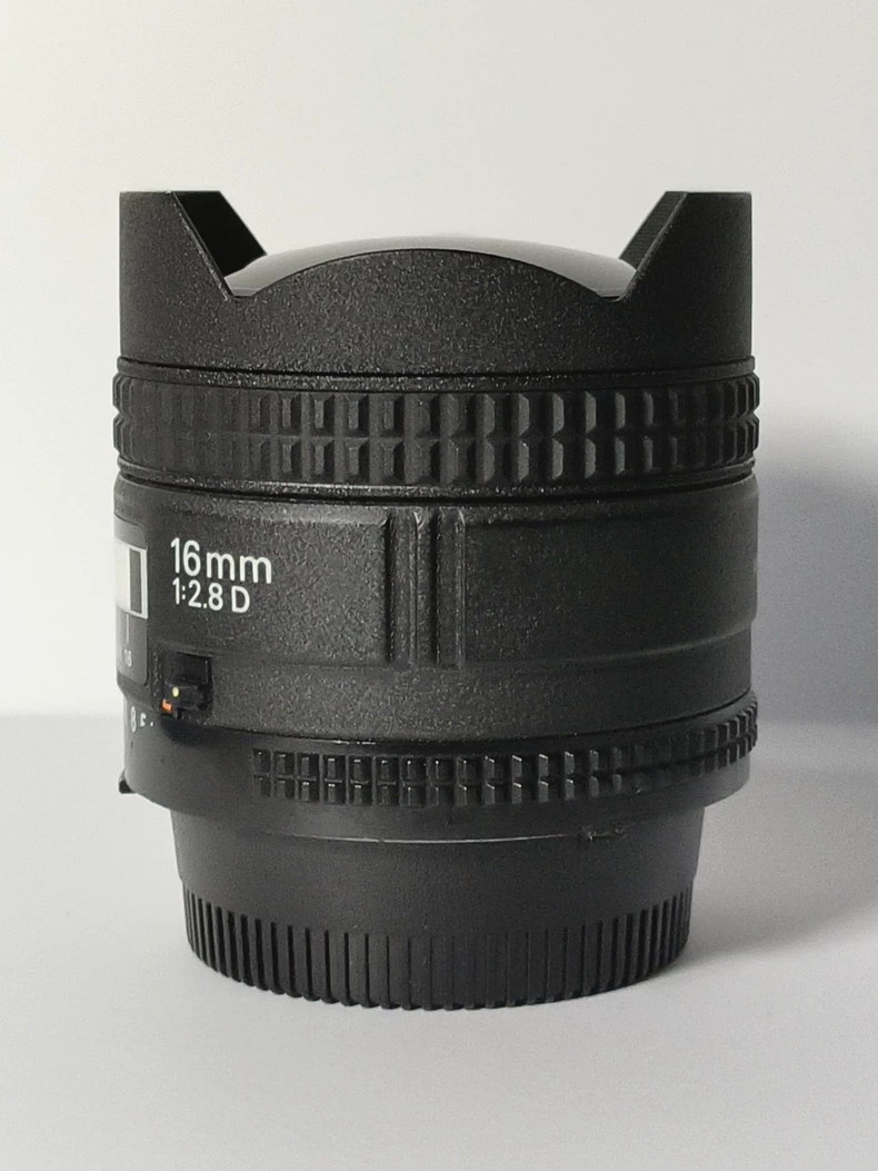 Nikon Nikkor AF 16mm f2.8 D Fisheye Lens for Nikon F mount