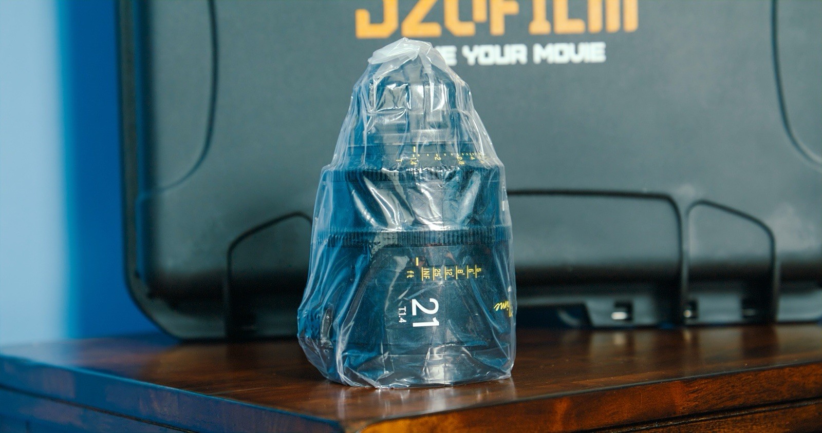 DZOFilm Arles 21mm T1.4 FF/VV Prime Cine Lens (ARRI PL)