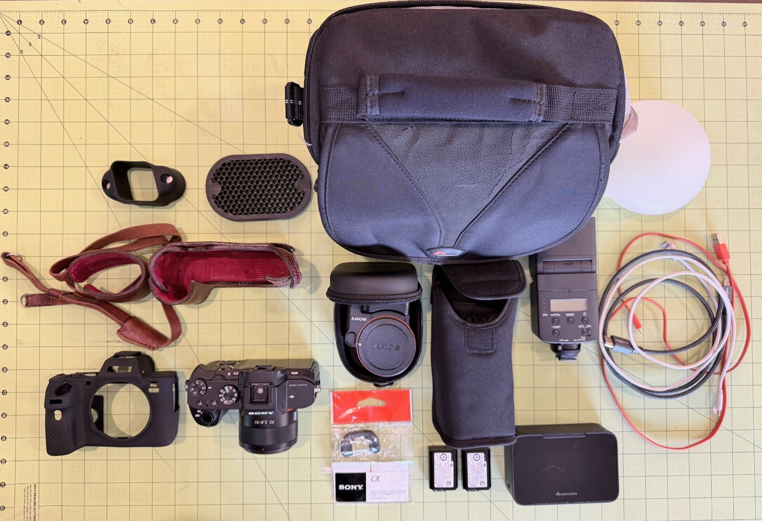 Sony Alpha A7 II (A7M2) Full-Frame Mirrorless Camera Kit Carl Zeiss lens– Mint