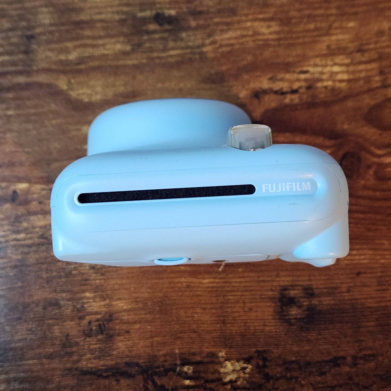 Fujifilm Instax Mini 11 Instant Film Camera – Sky Blue With Matching Case