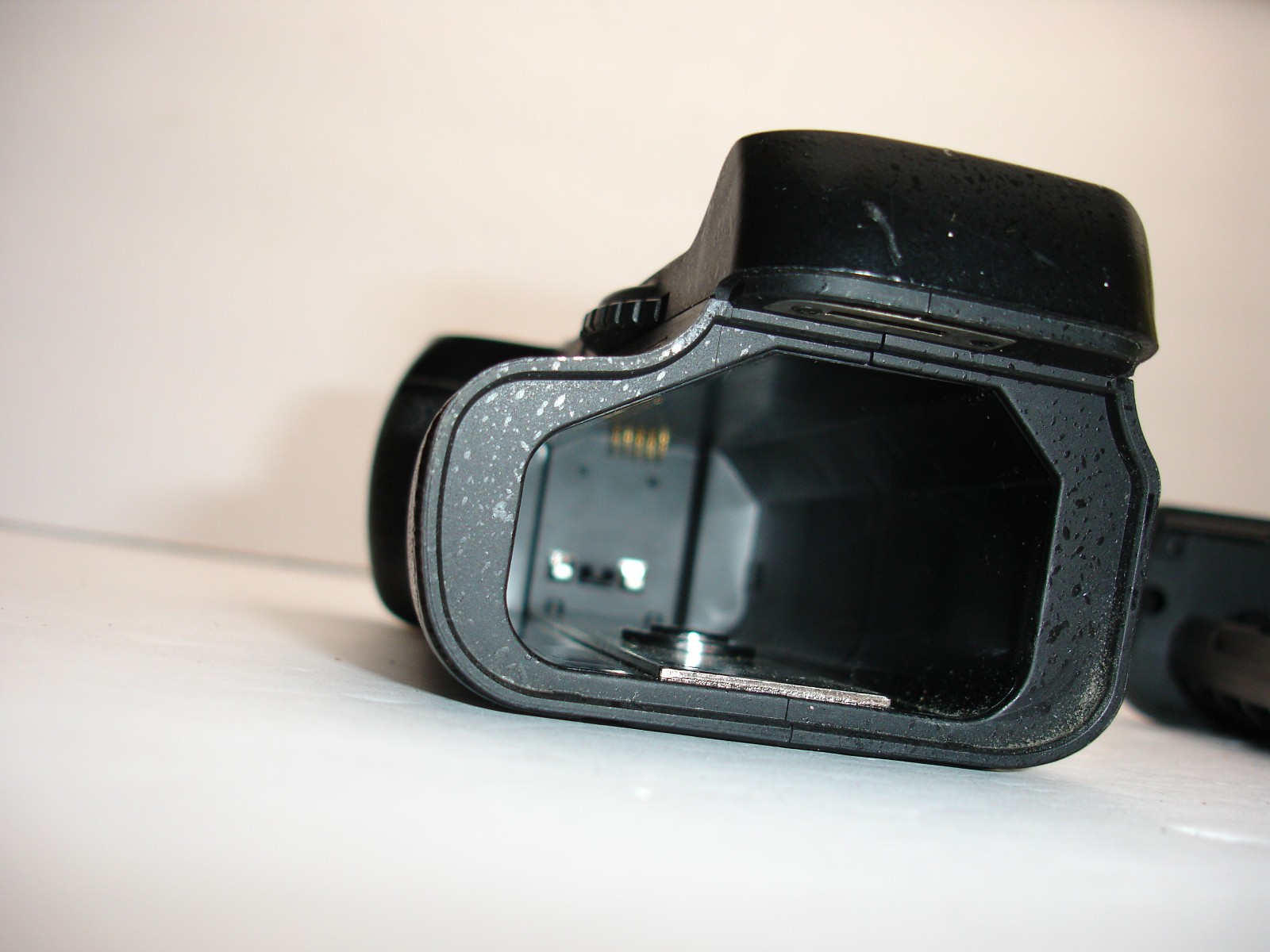 VELLO Vertical Battery Grip for Nikon D800 D800E camera BG-N7