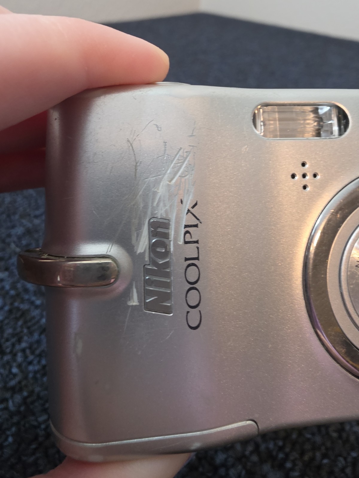 TESTED WORKS Nikon COOLPIX L10 5.0MP Digital Camera Silver