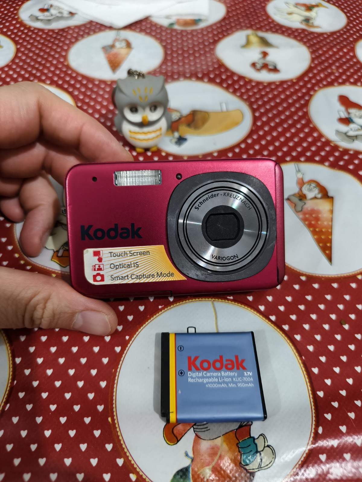 Kodak EasyShare V1273 Compact Digital Touch Screen Camera