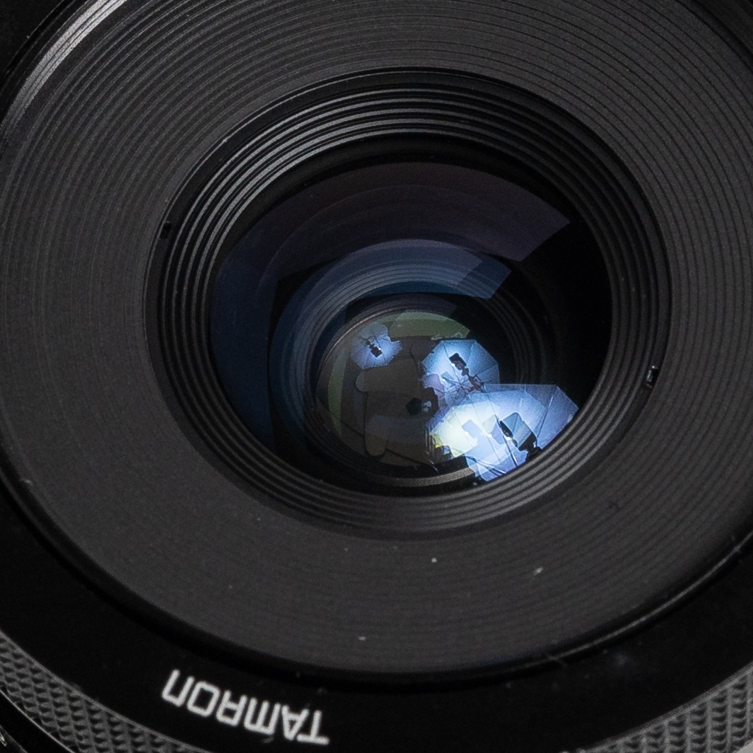 [GOOD] Tamron 28mm f/2.5 Adaptall-2, 02B w/ Nikon AI, Caps, Case & Filter