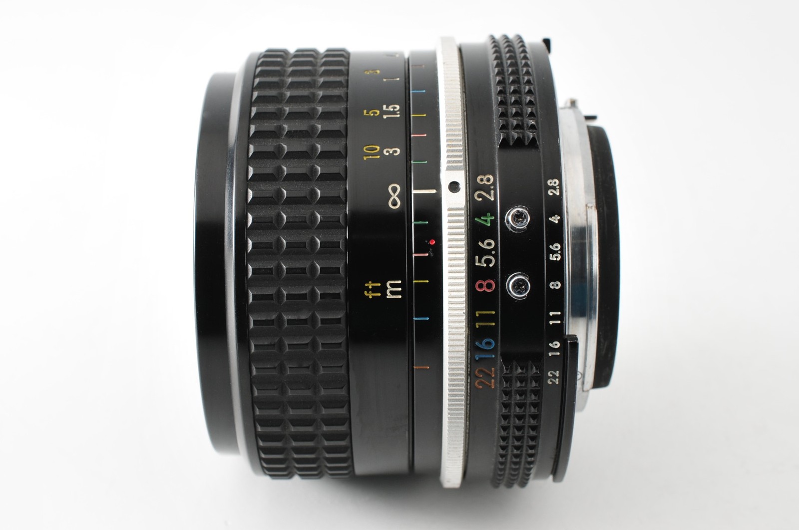 Near MINT Nikon Ai Nikkor 24mm f/2.8 MF Manual Focus Wide Angle Lens Hood JAPAN