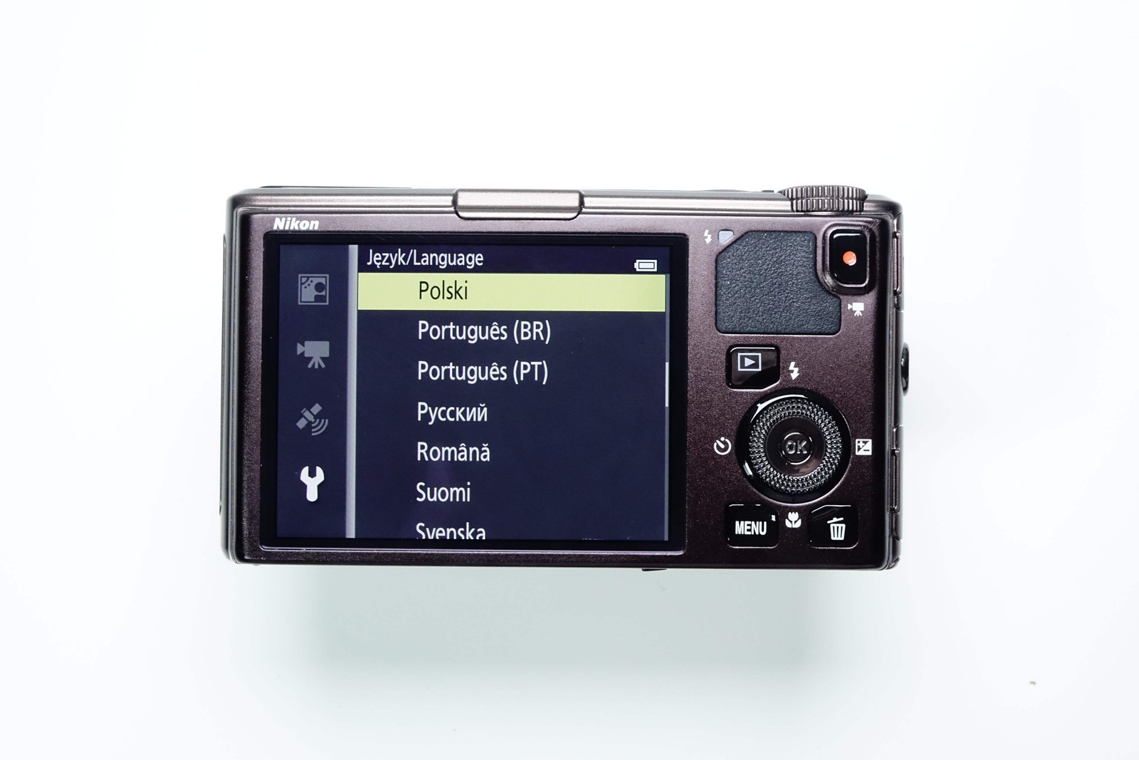 Nikon Coolpix S9500 Brown Compact + Case, 8GB SD – 12 MONTH WARRANTY