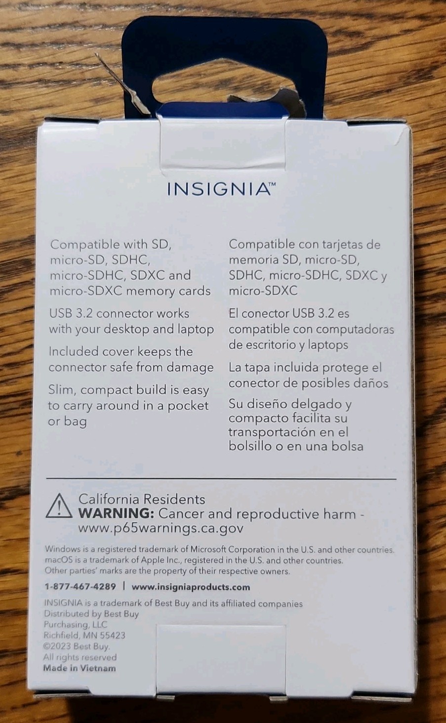 Insignia USB 3.0 SD microSD Memory Card Reader for Laptops Desktops Mac PC black