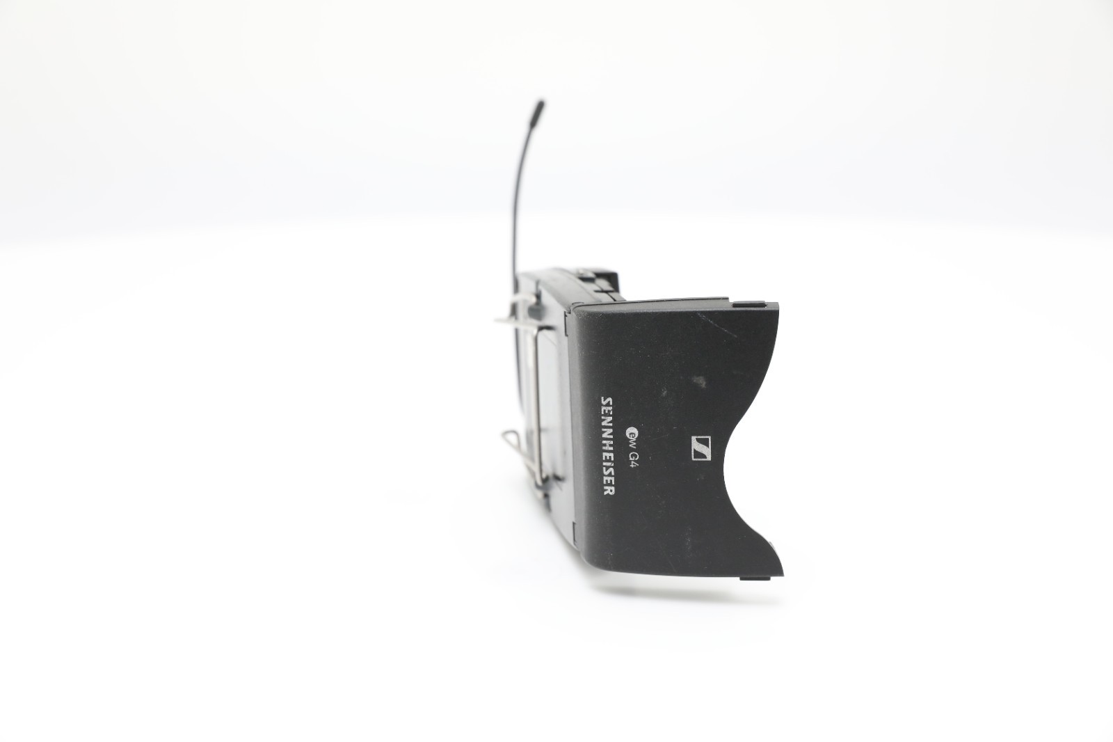 Sennheiser SK 100 G4 Wireless Bodypack Transmitter (Freq A)-Fair Condition; Mute