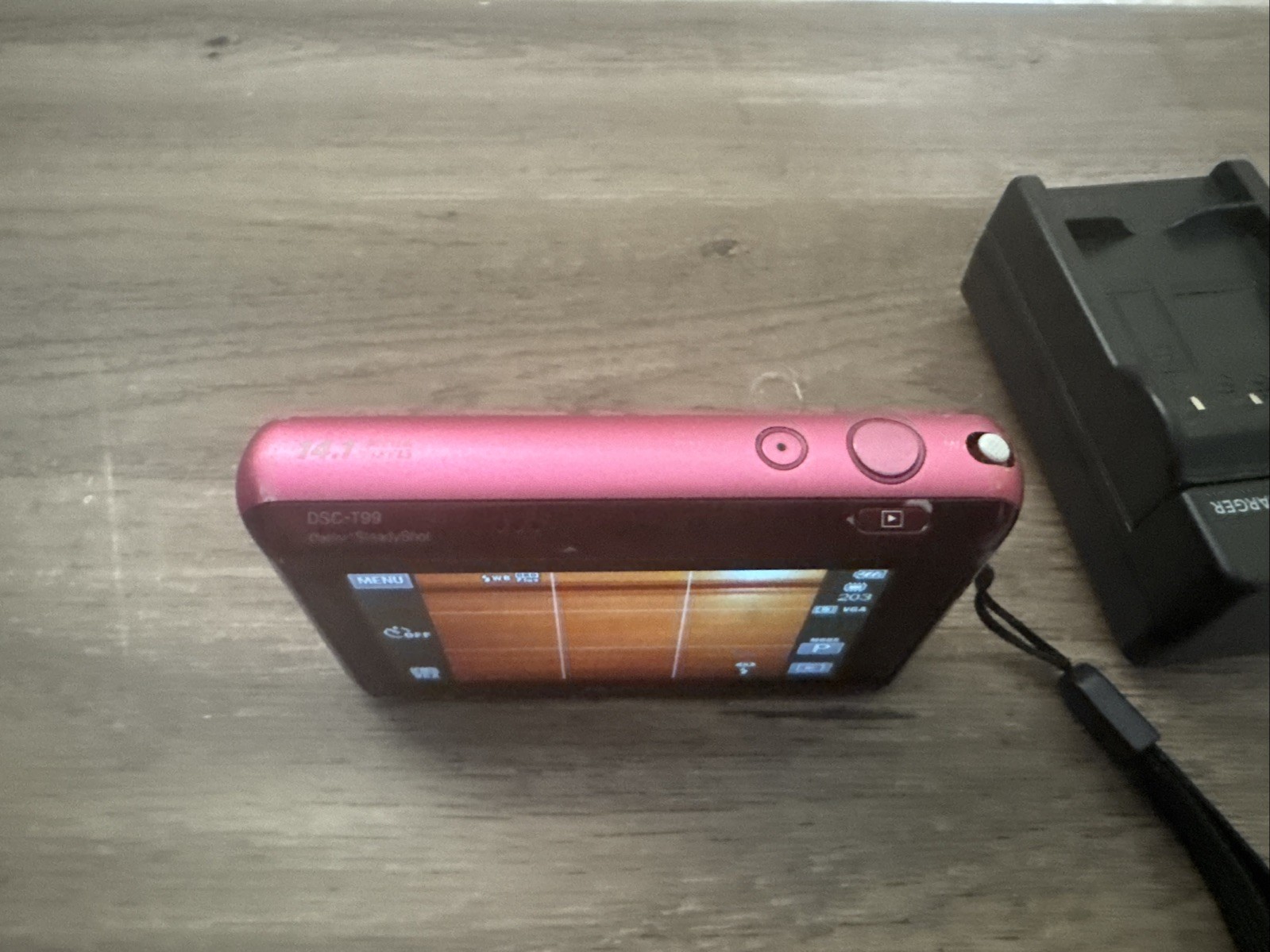 SONY Cyber Shot DSC-T99 CCD 14.1MP 4x Optical Zoom Digital Camera-Pink