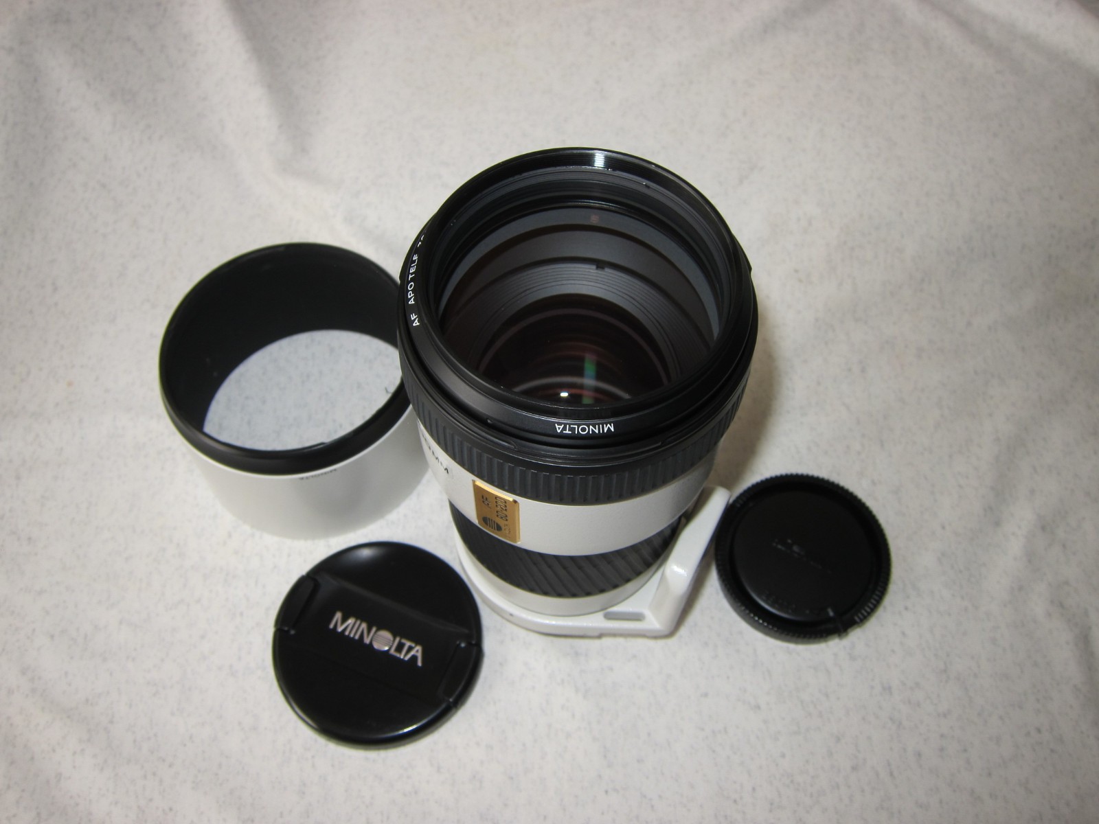 Minolta High Speed AF APO Tele Zoom 80-200mm 1:2.8 Sony/Minolta A-Mount Japan.