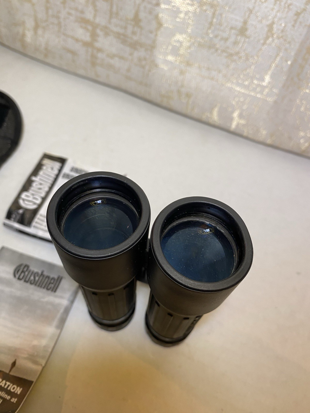 Bushnell Compact Binoculars 10×32 New with Manual and Case
