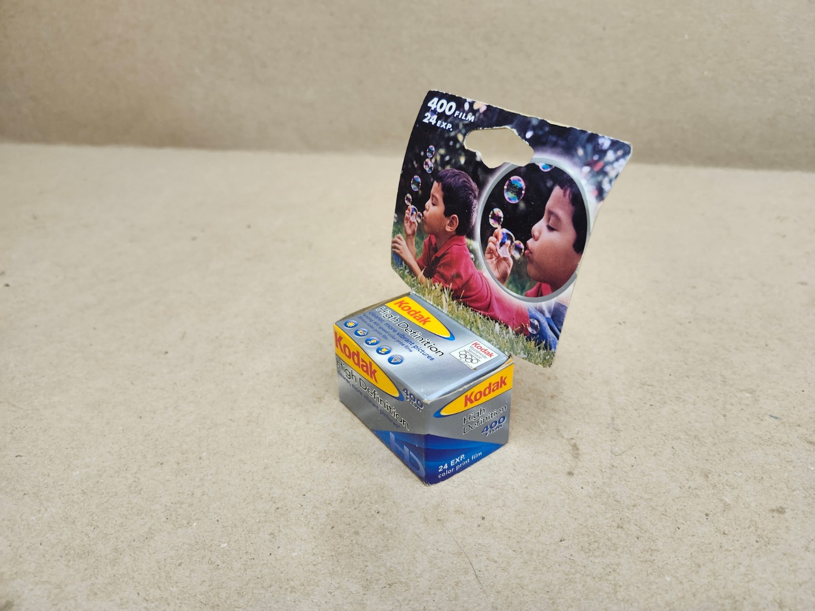 Kodak High Definition 35mm Color Film 24 Exp ISO 400 NOS Sealed – exp 01/12