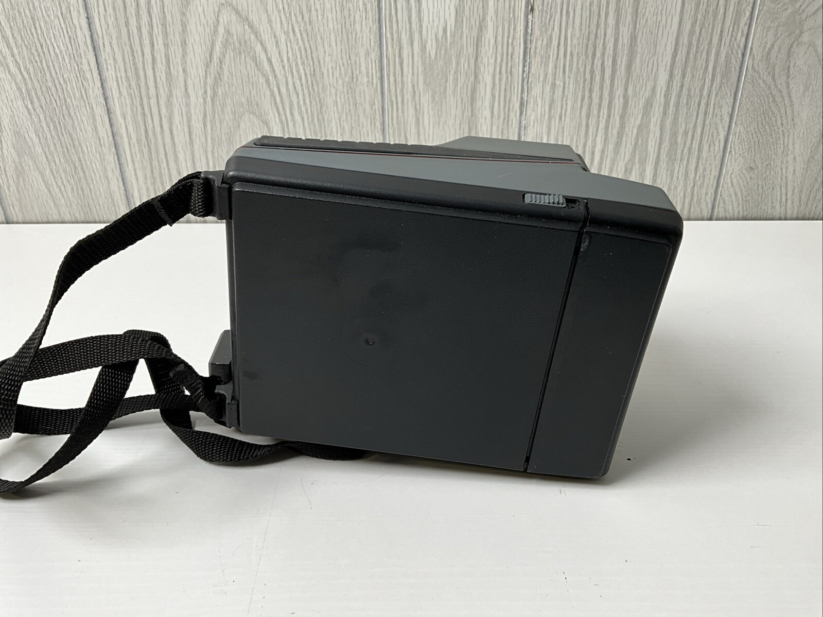 Vintage Polaroid Impulse Camera W/ Strap – USES 600 FILM – NONE INCLUDED