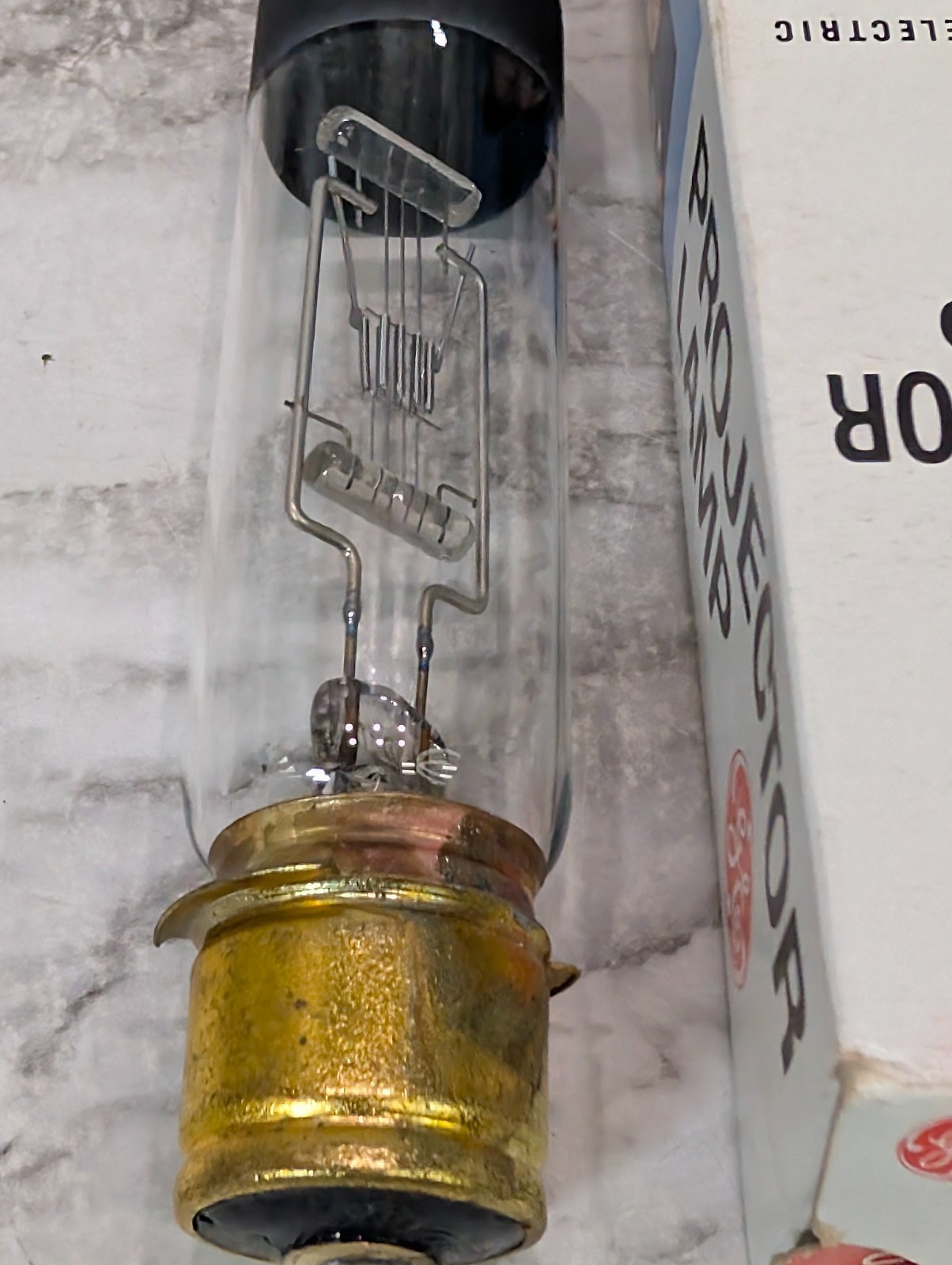 GE CZX/DAB 115-120V 500W Slide Projection Lamp Bulb General Electric Old Stock