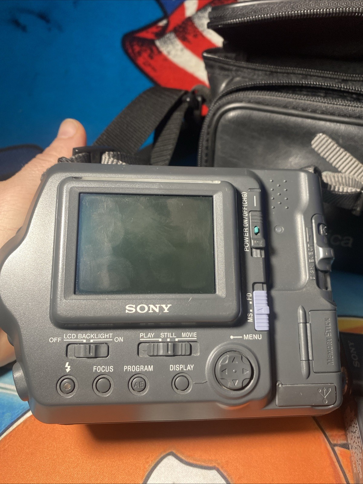 Sony Digital Camera Mavica MVC-FD200 / Mvc Fd71 Silver W Bag Untested No Charger