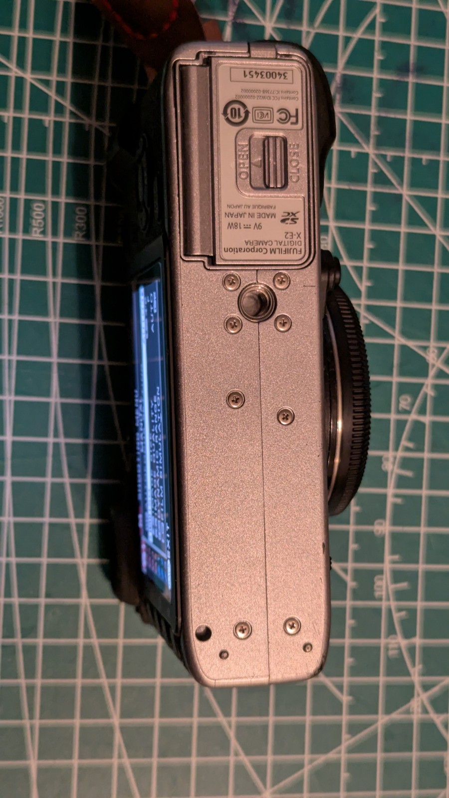 Fujifilm X Series X-E2 16.3MP Digital Camera – Silver (Body Only)