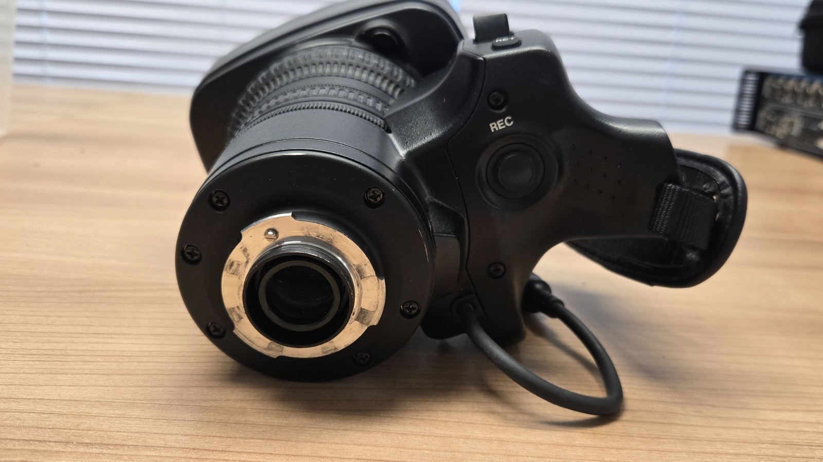 Fujinon XA20X4.1BMA HD 1/3” 20x Broadcast Lens + VariZoom Focus Control