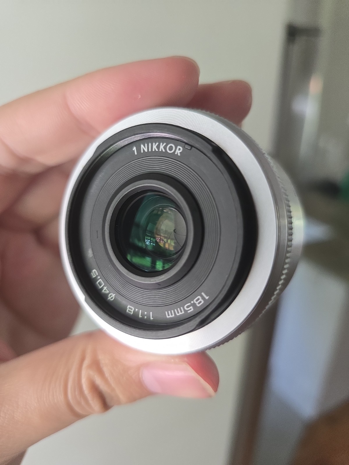 Nikon 1 NIKKOR 18.5mm F/1.8 Silver Wide Angle for 1 Mount Lens