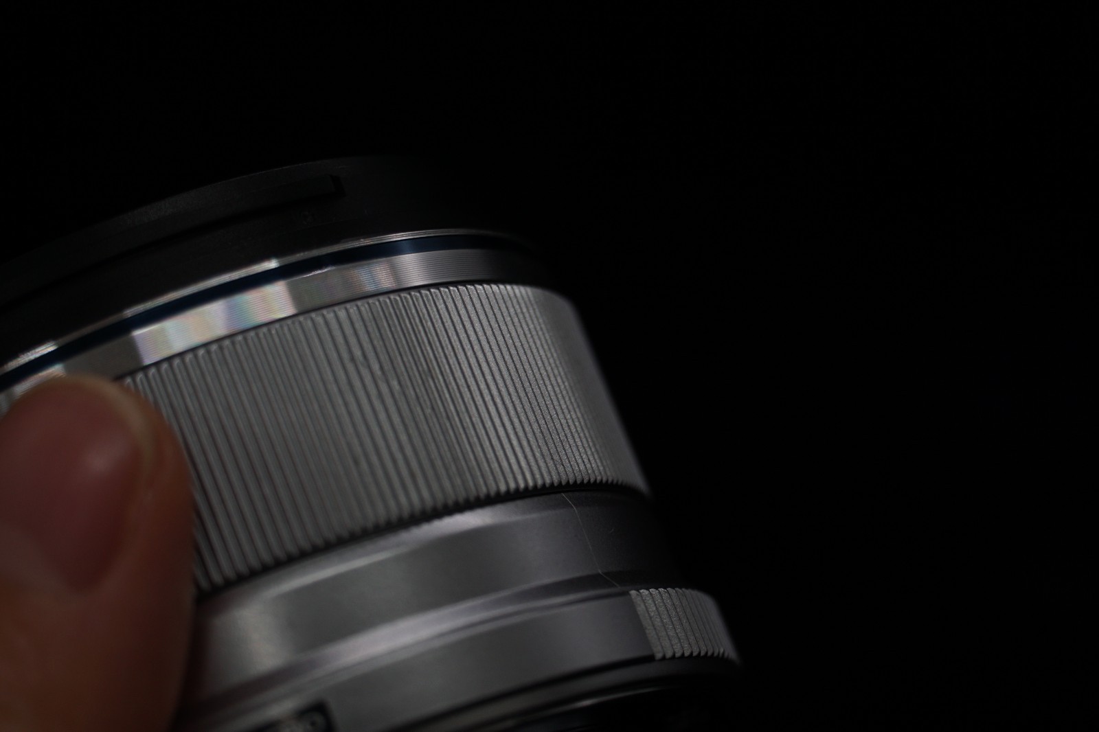 [US Duty Paid] OLYMPUS M.ZUIKO 25mm F/1.8 Silver Lens for Micro Four Thirds 9069