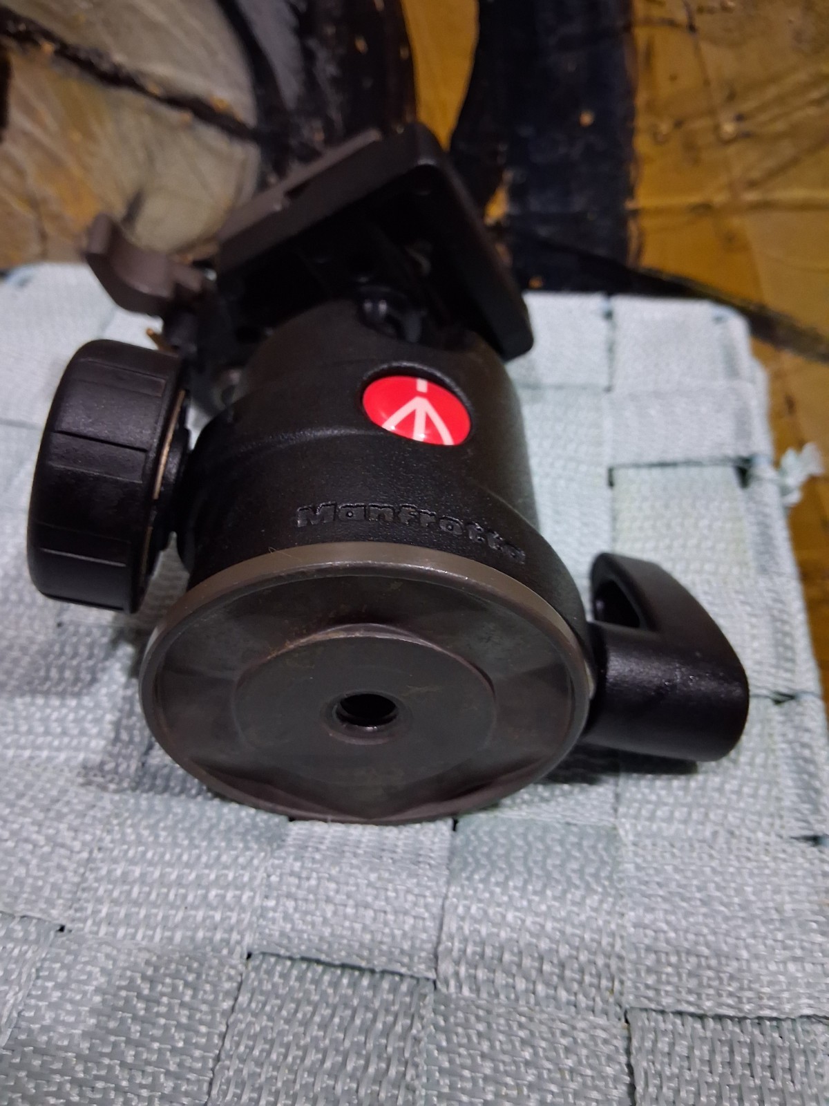 Manfrotto 488RC2 Ball Head Tripod Head Quick Release Made In Italy