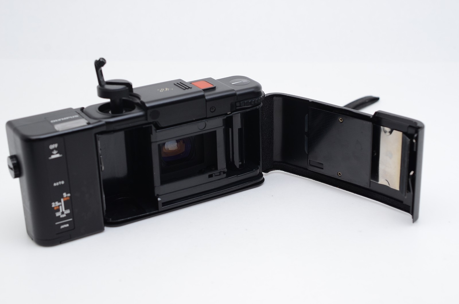 Olympus XA 35mm Rangefinder Point & Shoot Film Camera A11 Flash [MINT] Japan