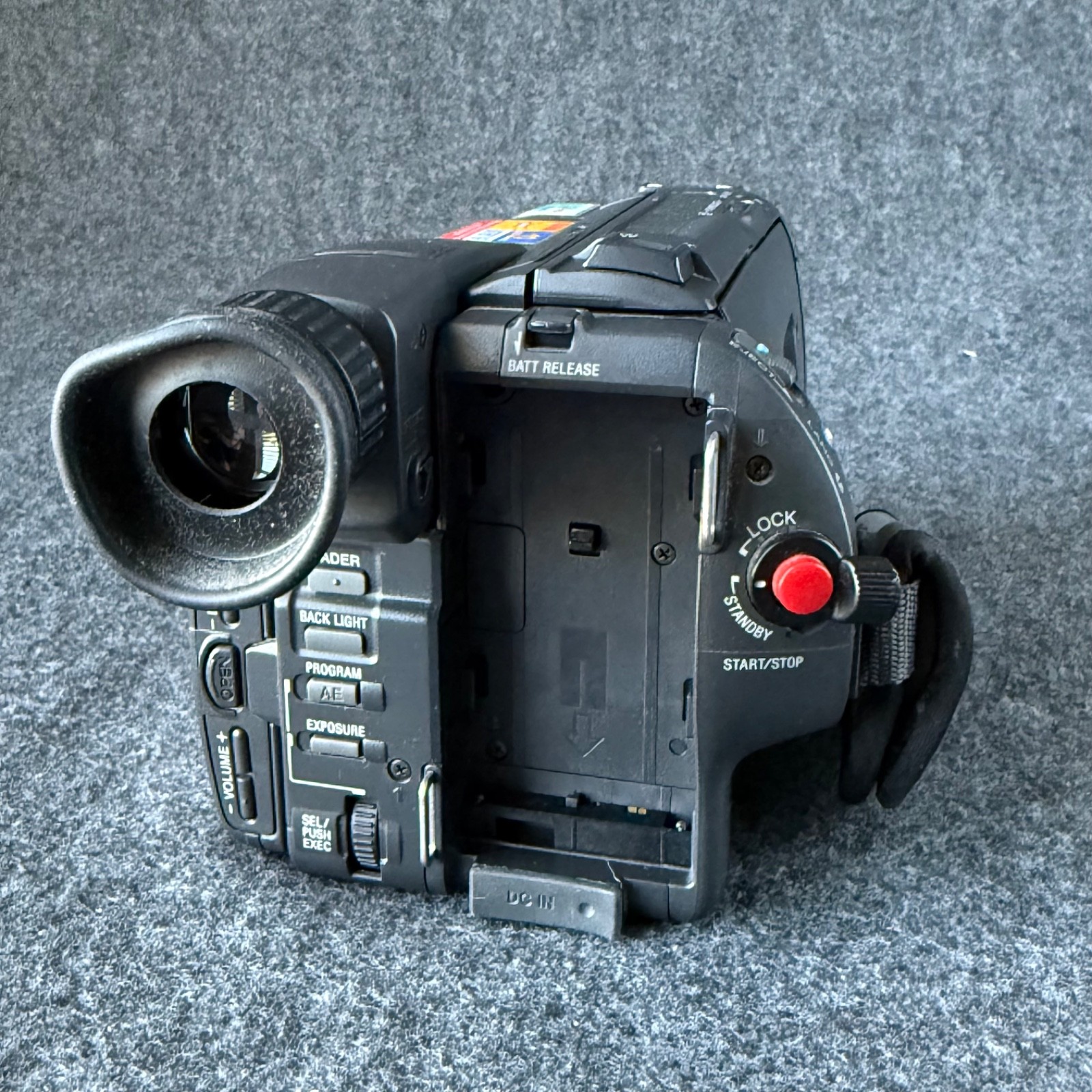 Sony Handycam CCD-TRV815 Hi8 Video Camera Camcorder Tested & Working No Battery