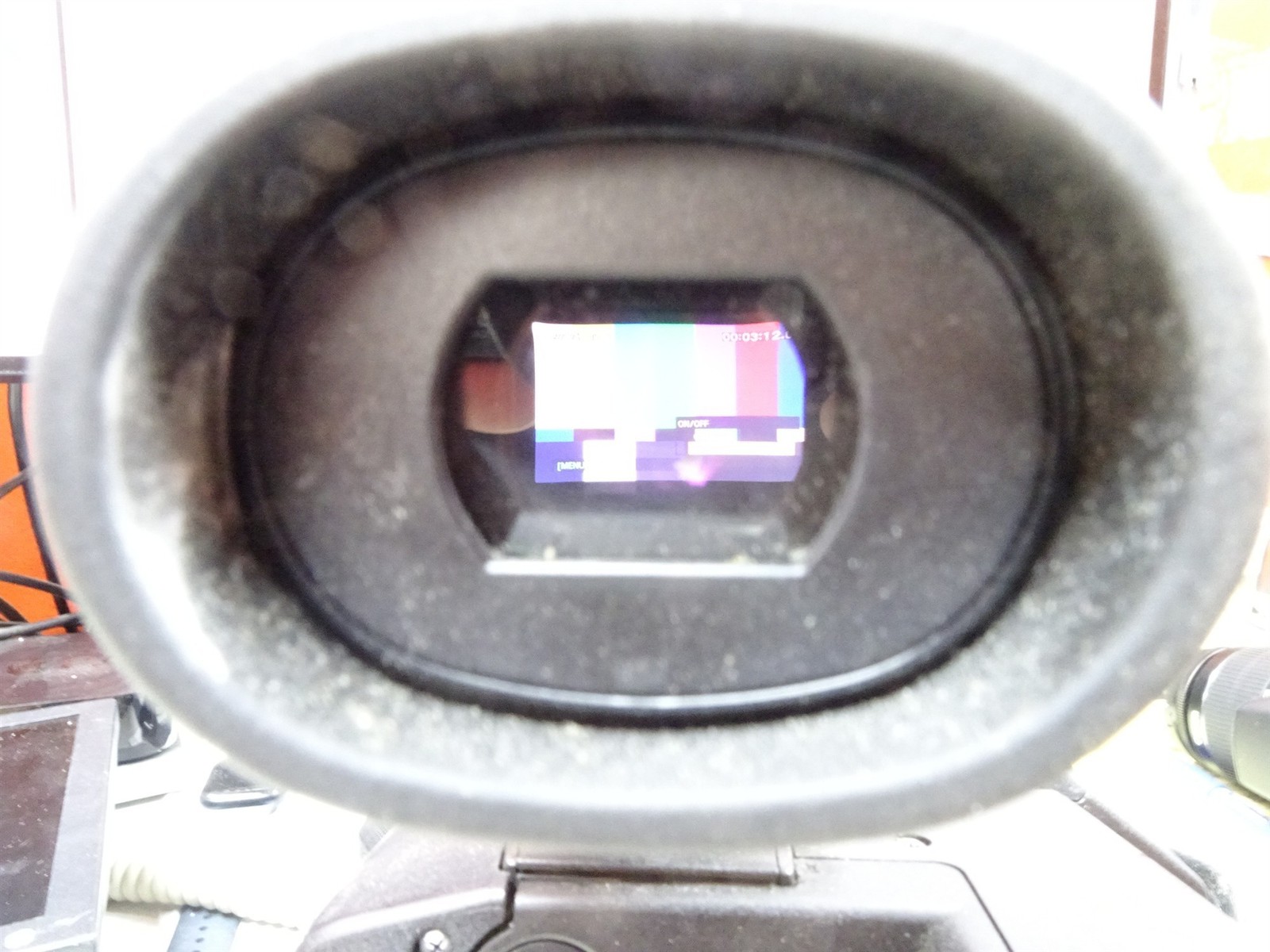 Cracked Plastic Sony HXR-NX5U AVCHD 1920 x 1080 Camcorder w/ Battery No Charger