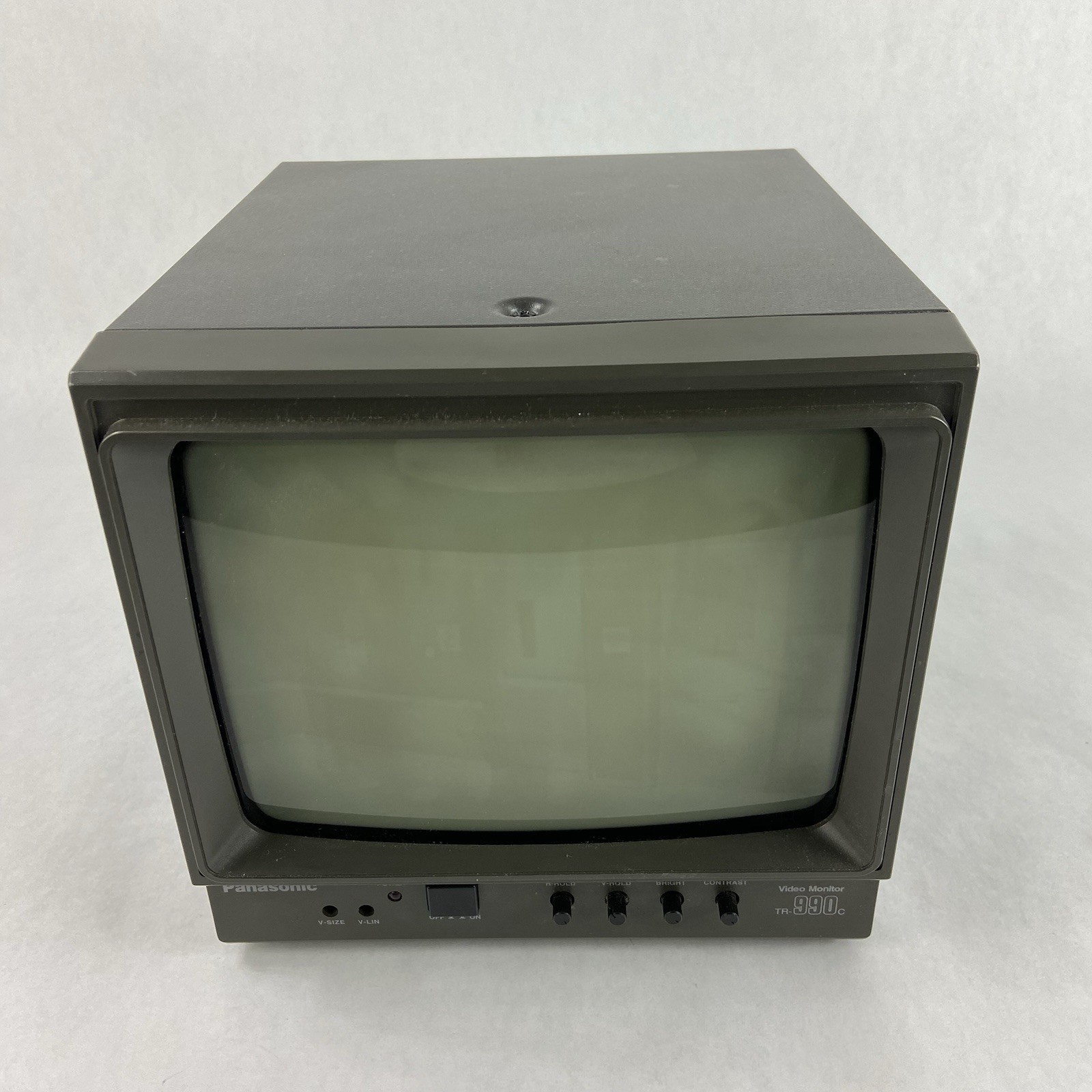 Panasonic TR-990C Video Monitor FS5523711