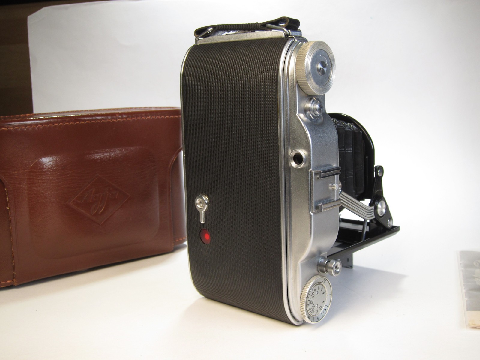 Agfa Record l Folding Camera with Case, Beautiful!