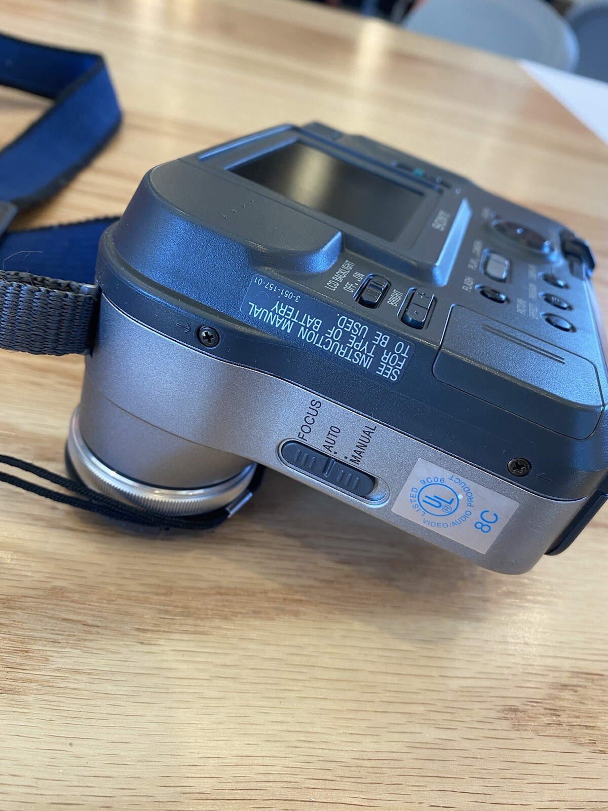 Sony Digital Mavica MVC-FD71 Digital Camera w/ Battery.