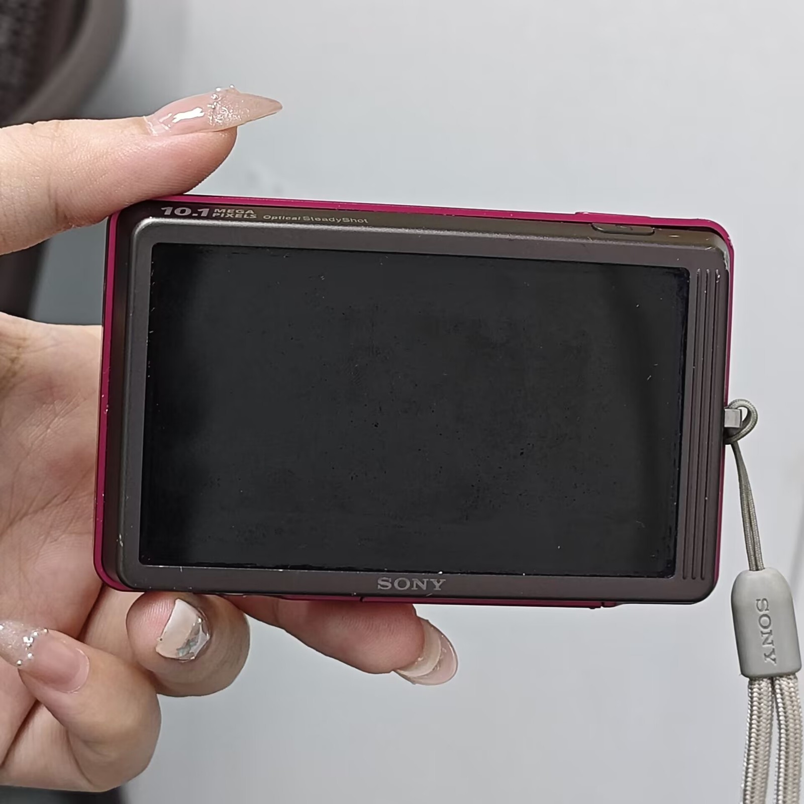 SONY Cyber-shot DSC-T700 Digital Camera 10.10 MP 4X Zoom Touch Screen Pink
