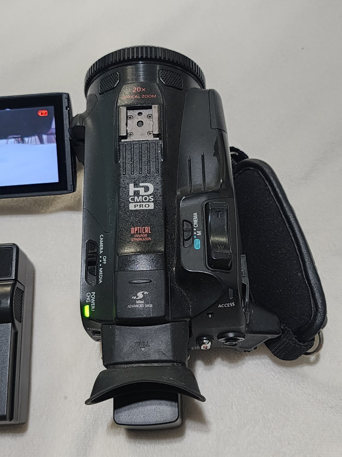 Canon VIXIA HF G30 Full HD 1080p Camcorder 20x WORKS READ 1ST