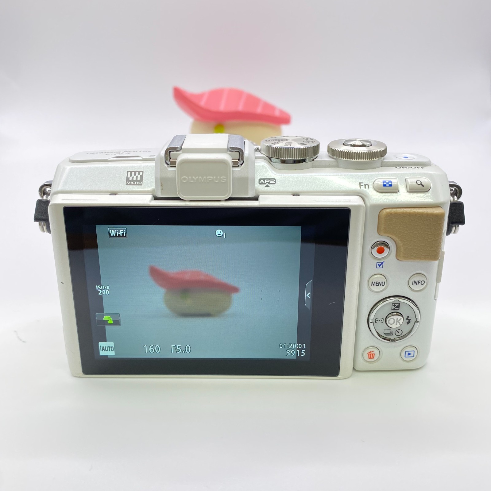 N.MINT OLYMPUS PEN Lite E-PL7 Mirrorless White Camera M.Zuiko 14-42mm From Japan