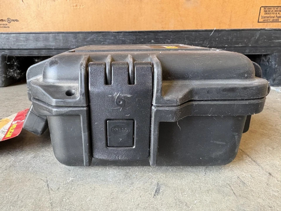 Pelican iM2050 | 11.8 x 9.8 x 4.7″ | 1200 Equiv | FREE SHIPPING!