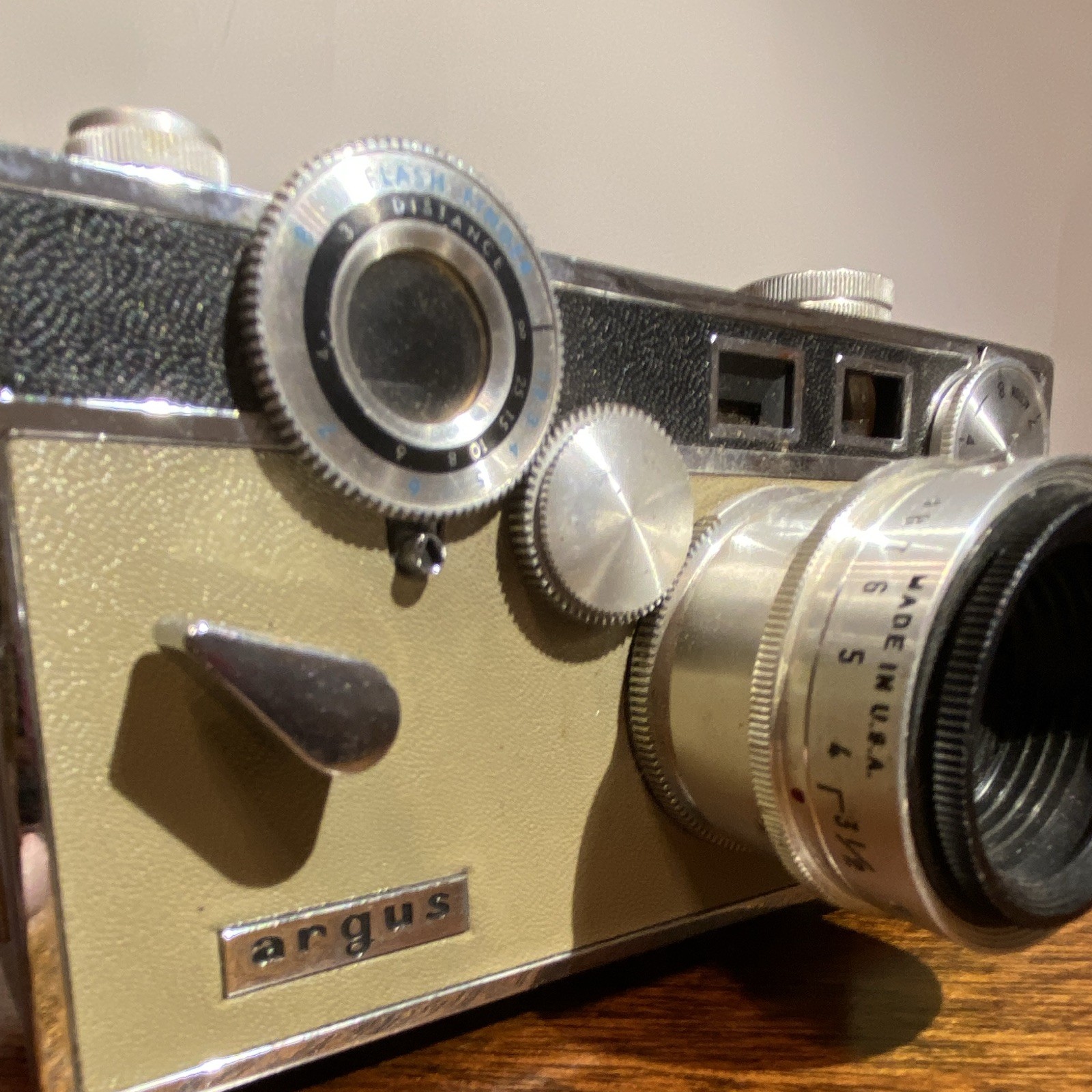Argus C3 Rangefinder Match-Matic Tan 35mm “Harry Potter” Camera – Tested
