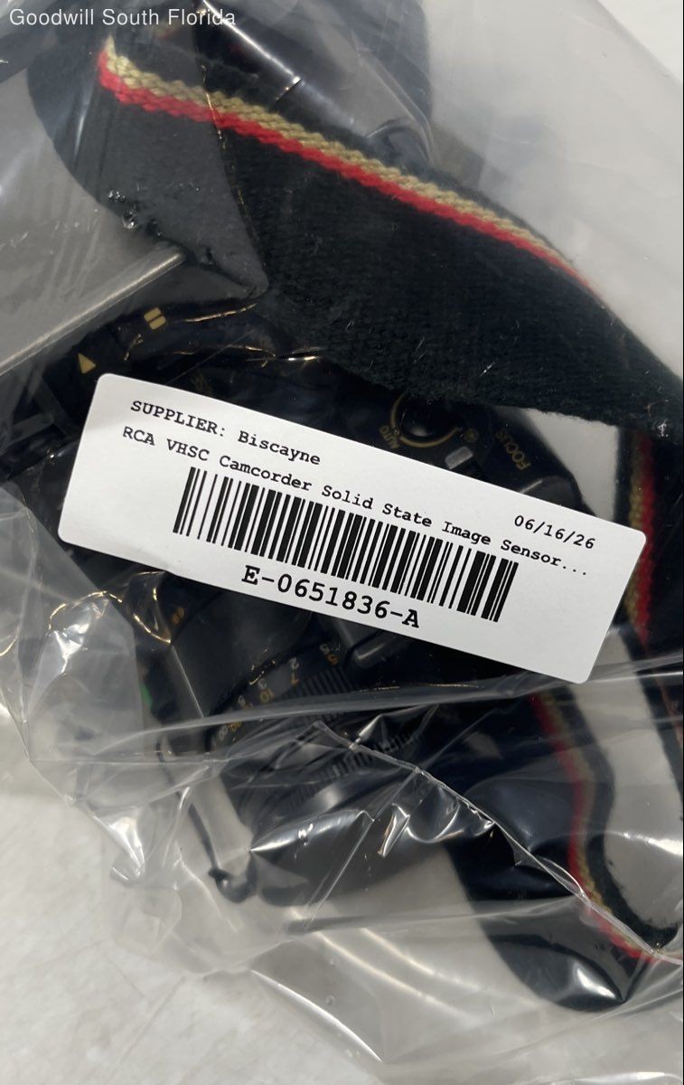 RCA VHS-C Solid State Image Sensor Video Zoom Lens Camcorder