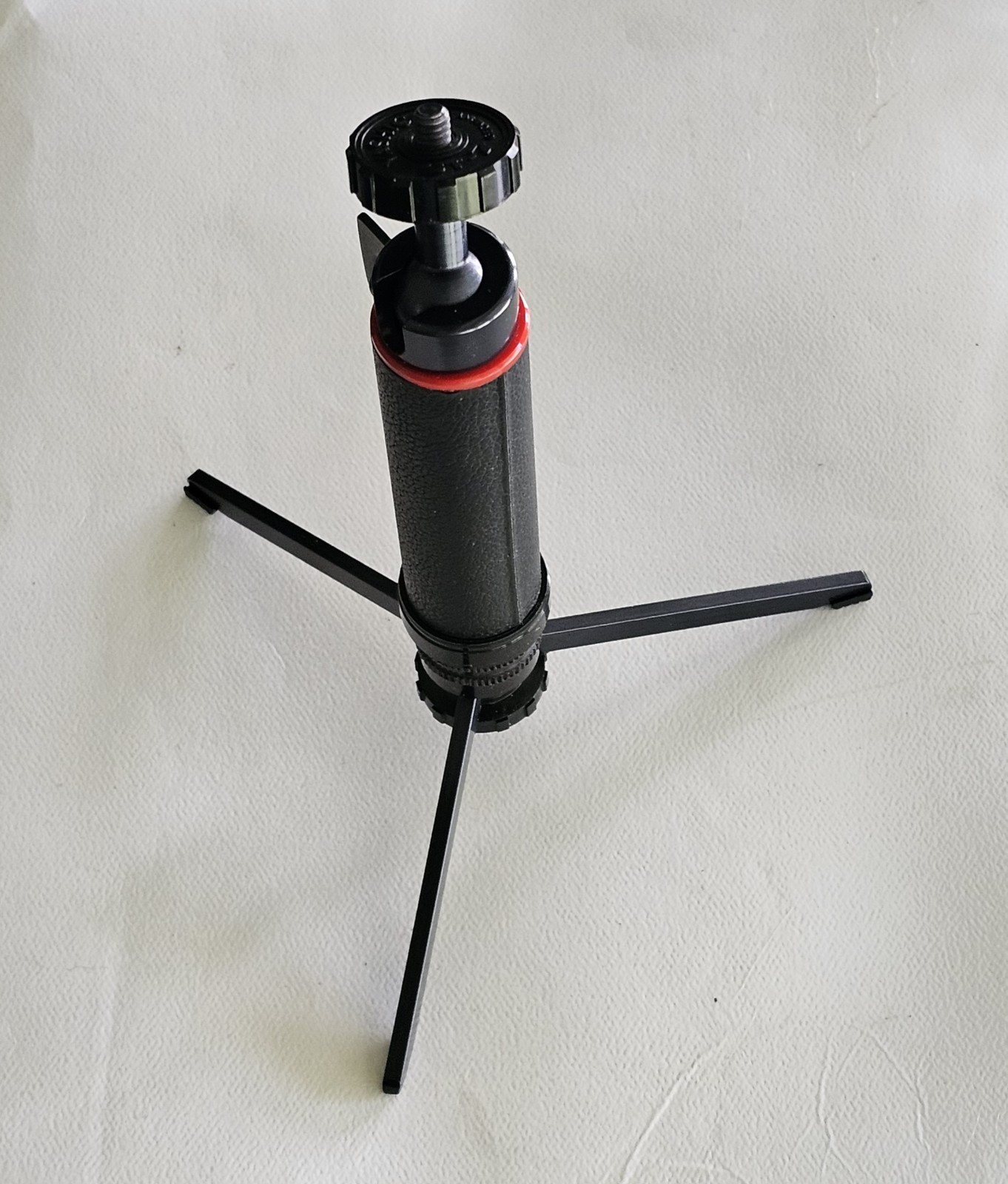 Vintage Yashica ST-7 Mini Tabletop Tripod Ball Head Hidden Legs Germany