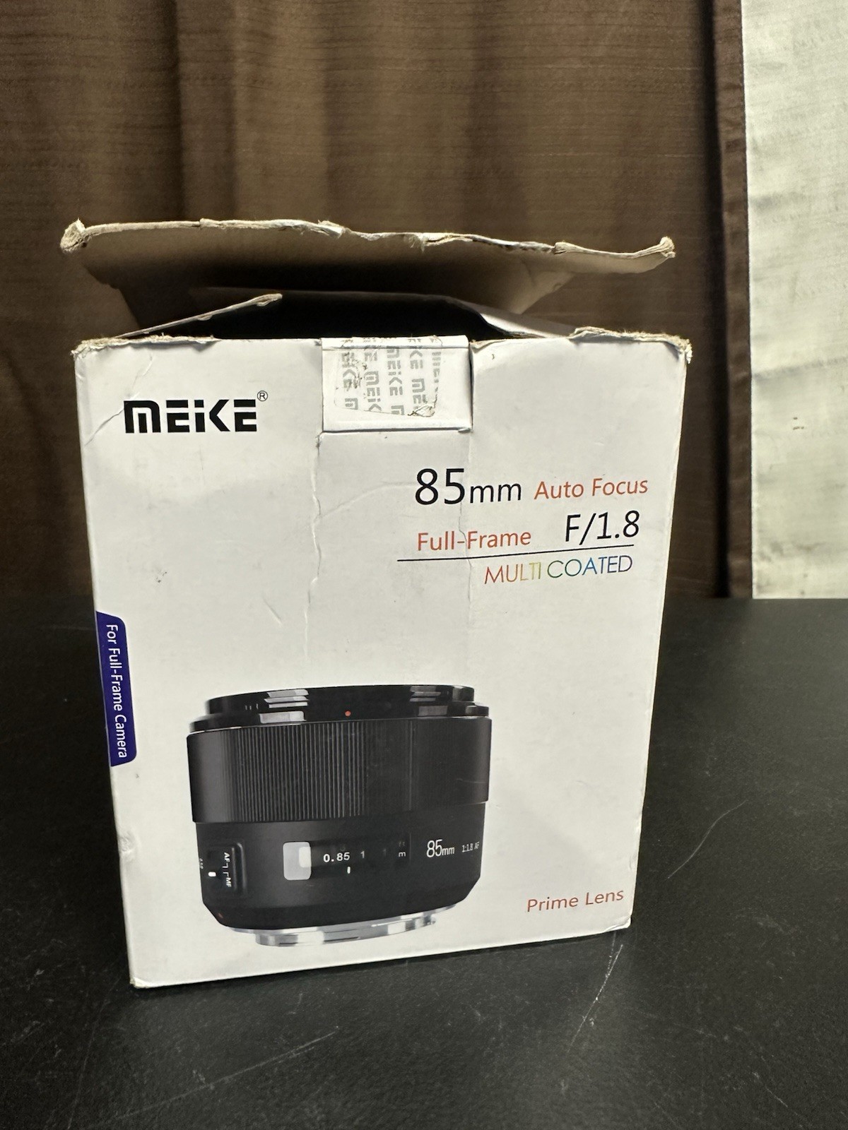 Meike 85mm f1.8 Portrait lens for Canon EF Mount, Hood+Caps