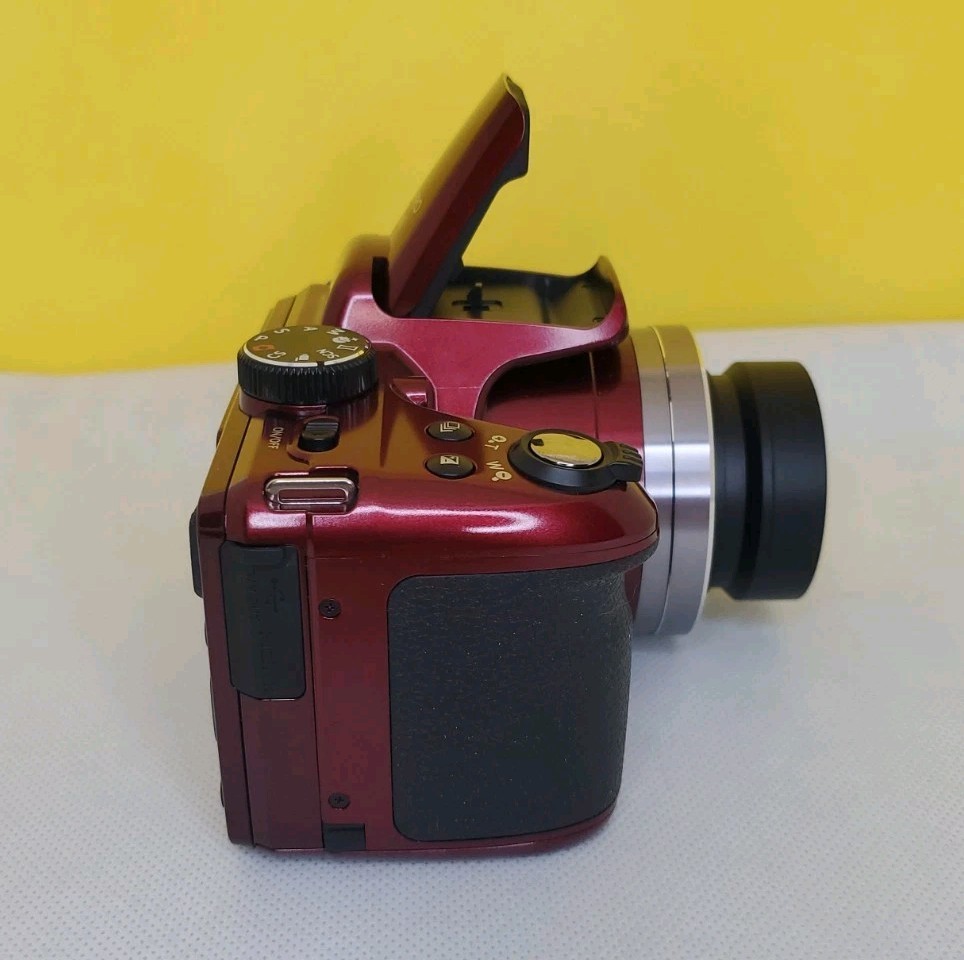 KODAK PIXPRO AZ401 Digital Camera 16MP 40X Zoom HD 720p – Red -Open Box