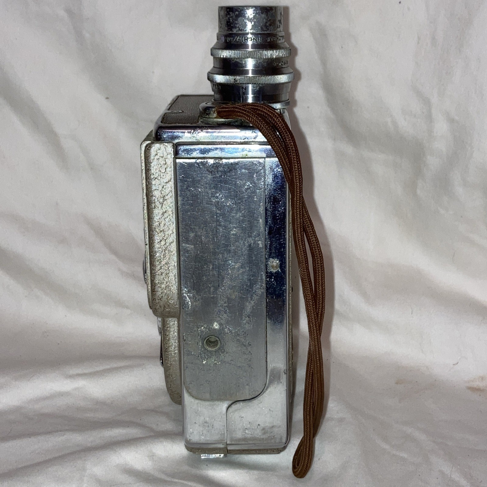 Vtg Revere 16mm Magazine Load Film Movie Camera 1940’s-1950’s w/ Case Untested