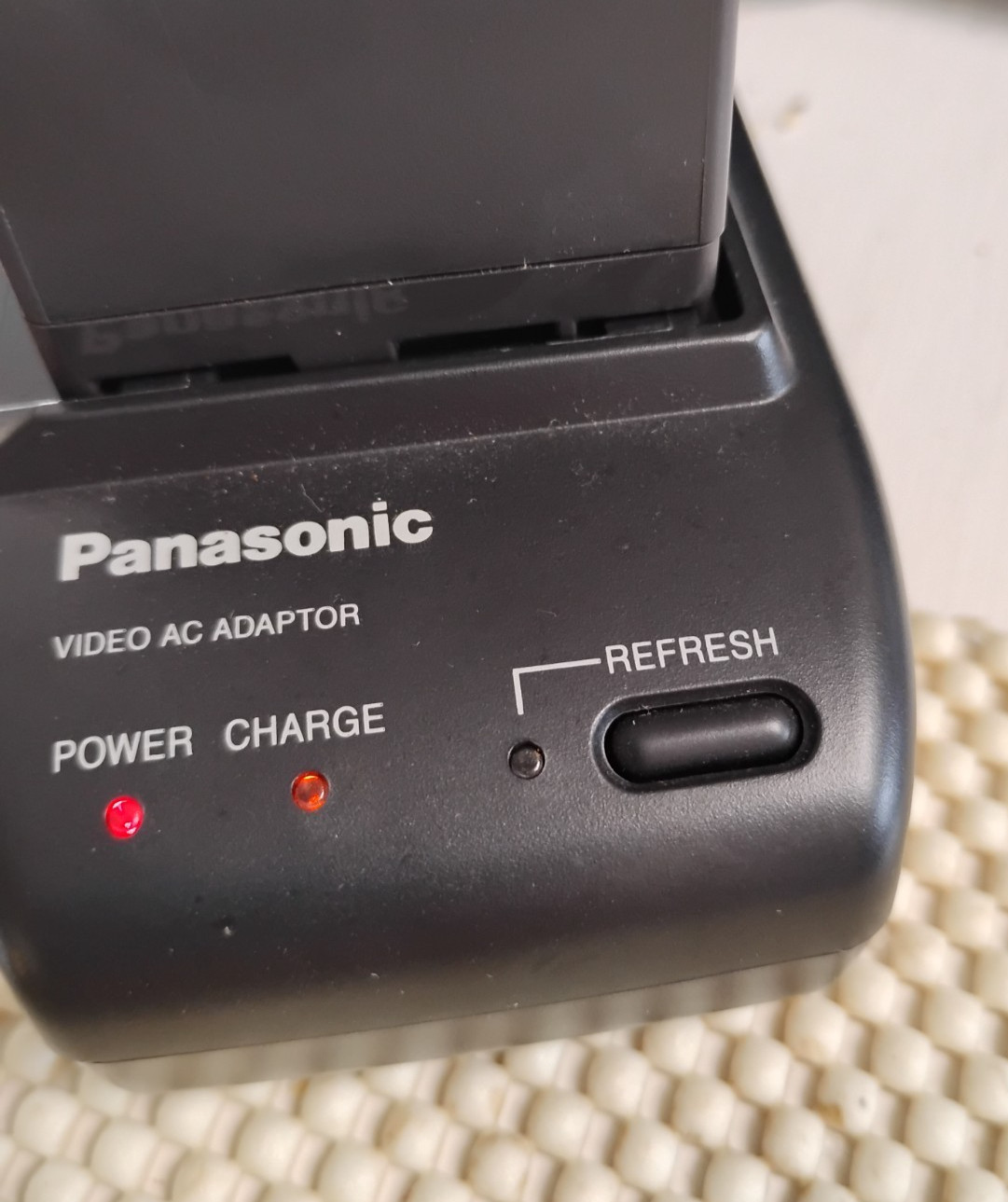 Panasonic Palmcorder VHSC PV-L453D With Bag And Battery Charger