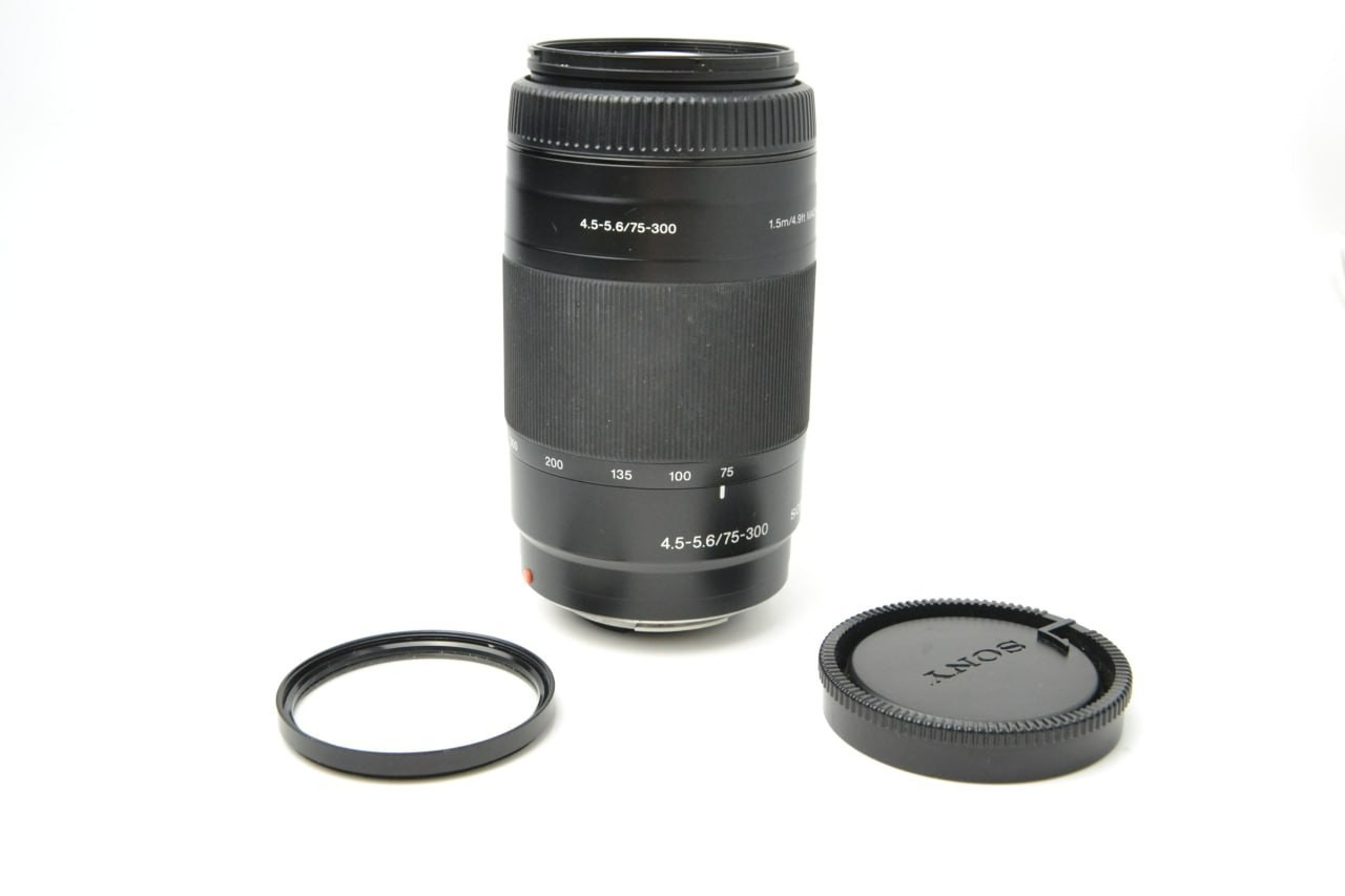 Sony 75-300mm f4.5-5.6 Macro Lens S/N 2359211