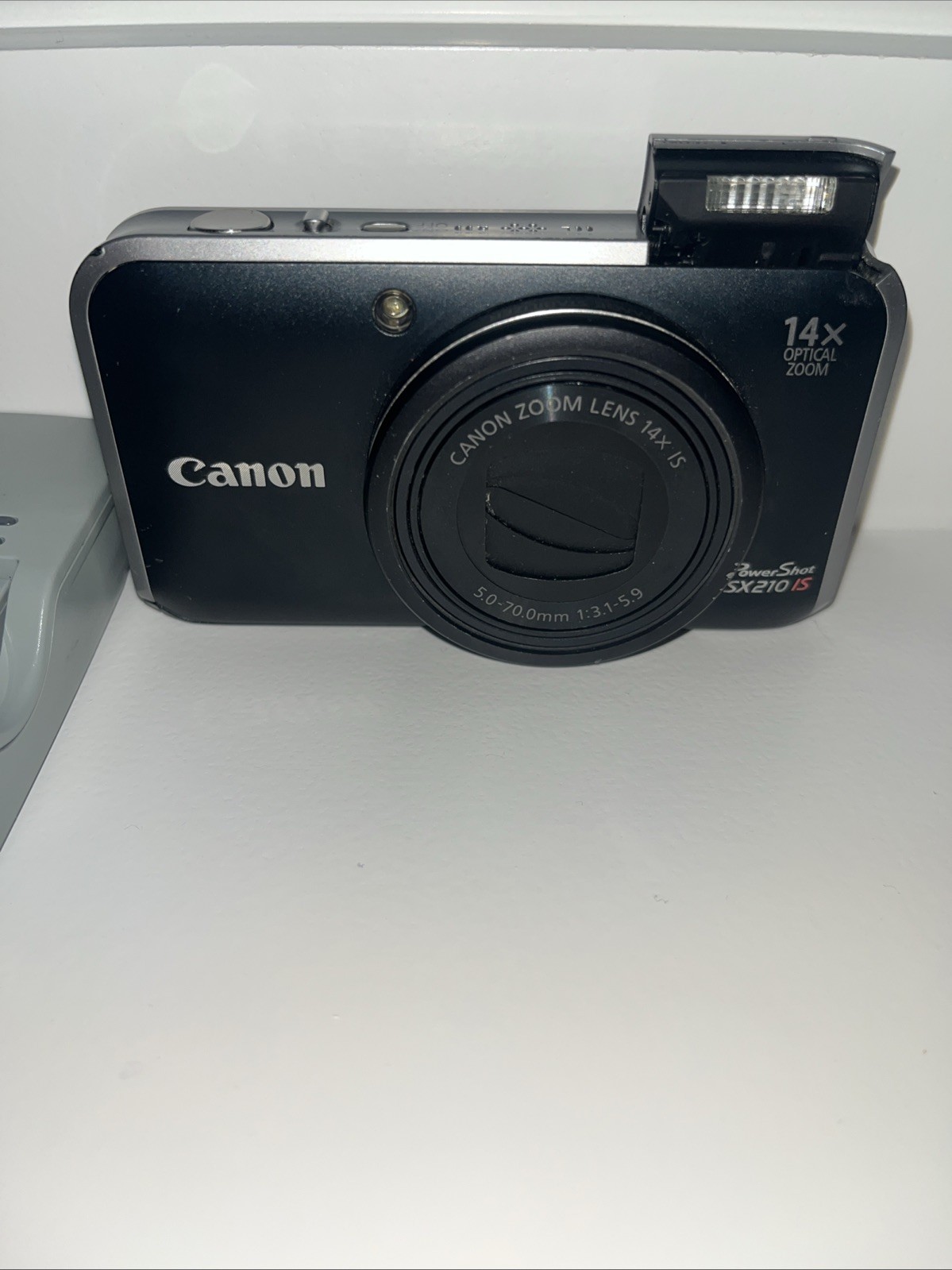 Canon PowerShot SX210 IS 14.1MP Digital Camera Black Extra Battery+Charger READ