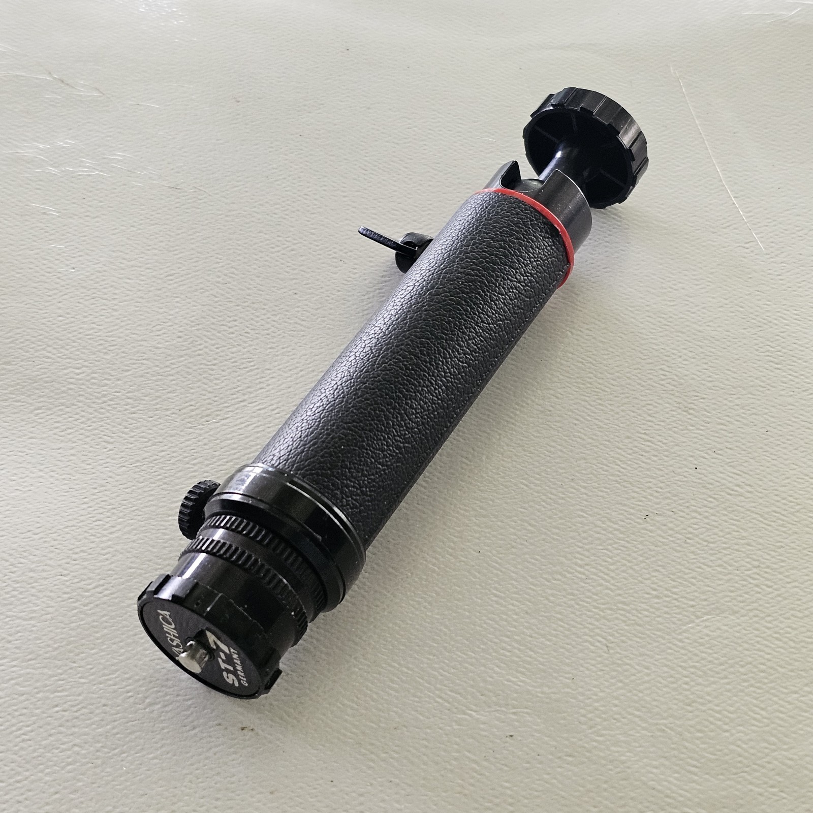 Vintage Yashica ST-7 Mini Tabletop Tripod Ball Head Hidden Legs Germany